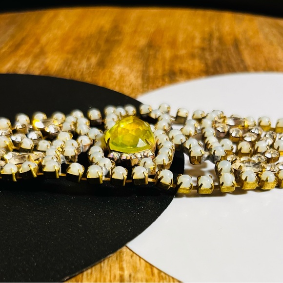 SOLD! Vintage 1930s Czech Uranium Glass Bijoux M.G. Spider Bracelet - Picture 8 of 12